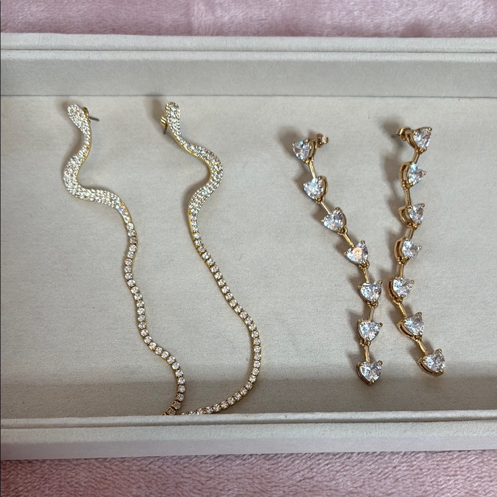 XIXI Elegant Gold and Silver Rhinestone Earrings Set